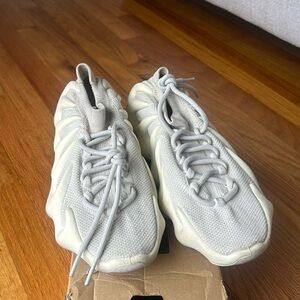 Yeezy 450